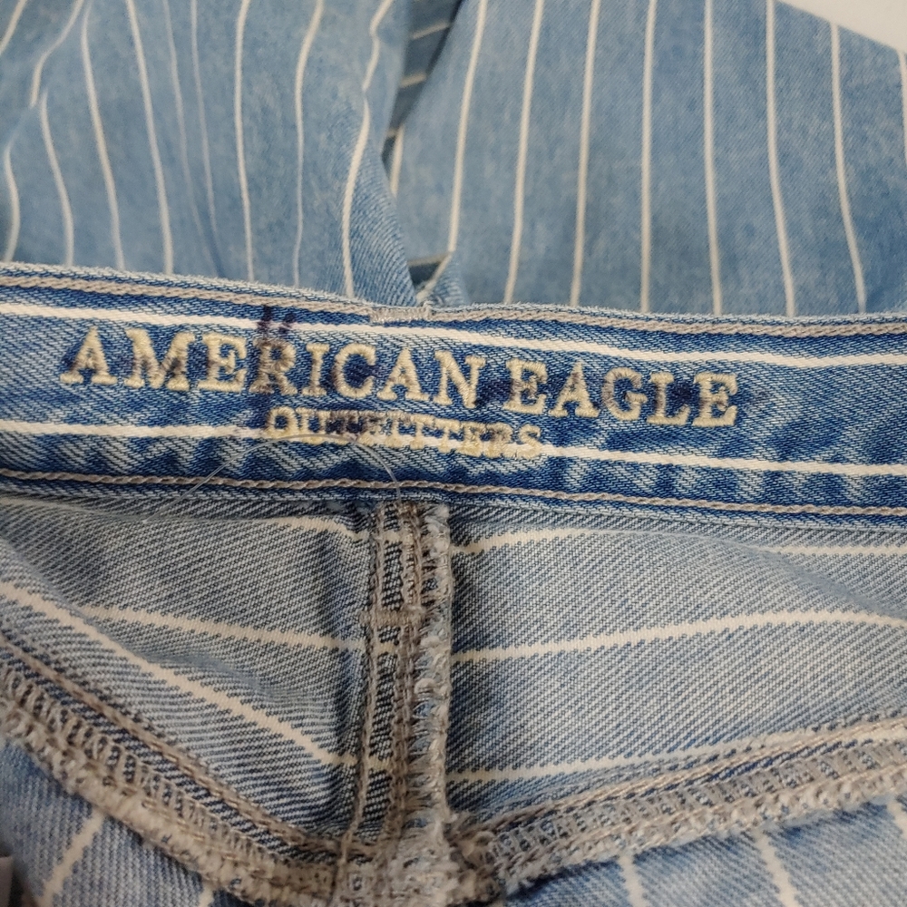 AMERICAN EAGLE PIN STRIPE MOM JEAN (637) - Picture 9 of 13